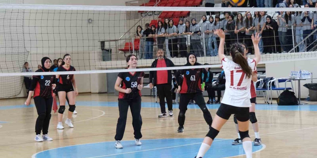 Gençler voleybol İl birinciliği tamamlandı