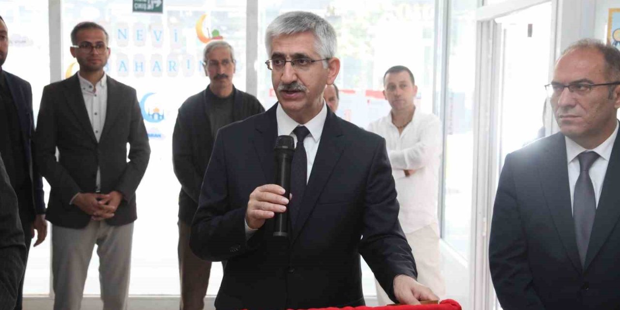 Bakan Yardımcısı Yılmaz: "Ahlat Cumhurbaşkanlığı Külliyesi bilim yuvası oldu"