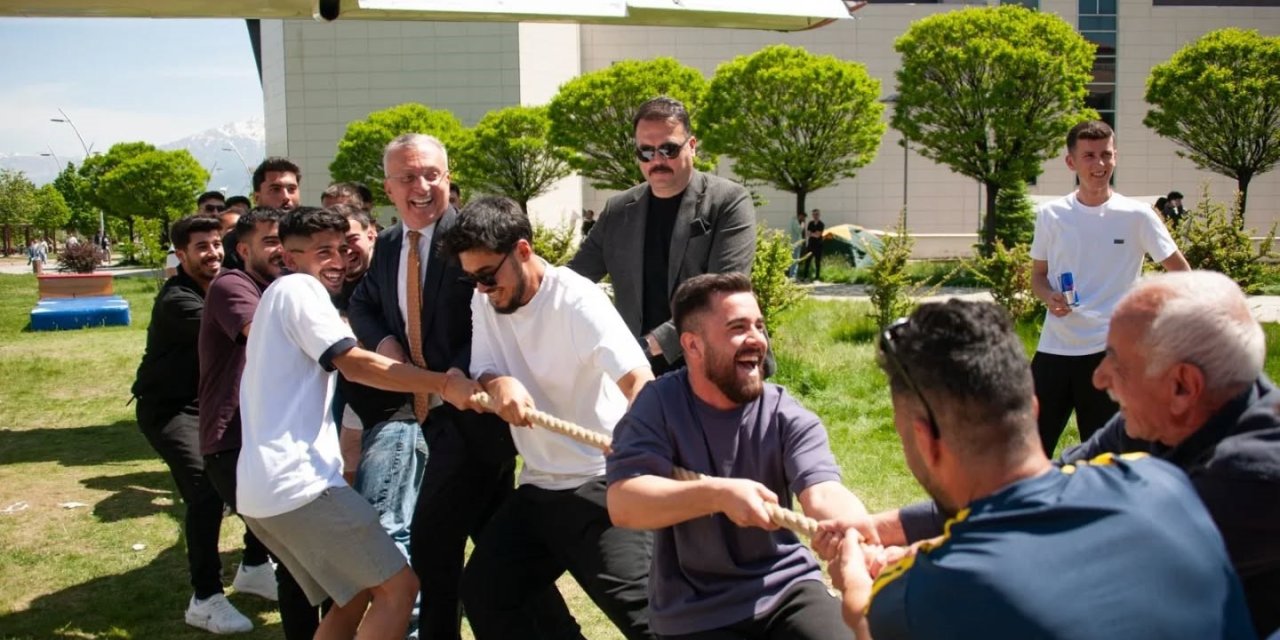 EBYÜ’de Bahar Şenlikleri coşkusu sürüyor