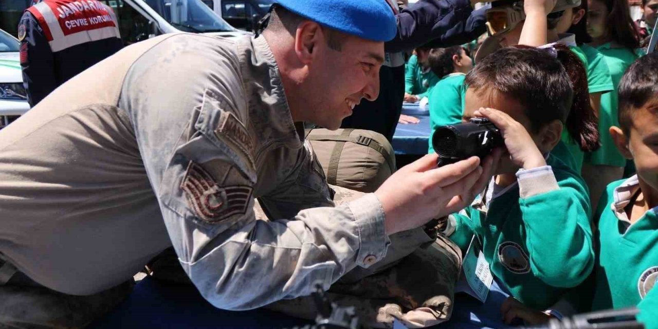 Jandarmadan tanıtım ve bilgilendirme atağı