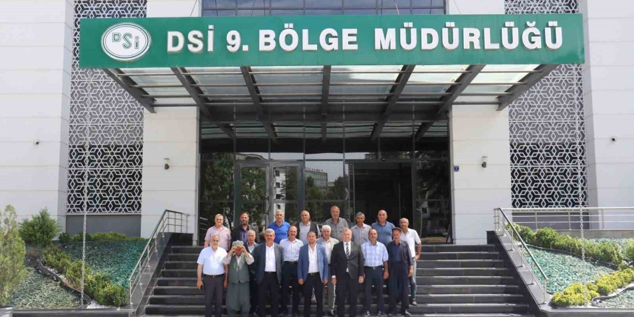 Battalgazi muhtarlarından DSİ’ye sulama çıkarması