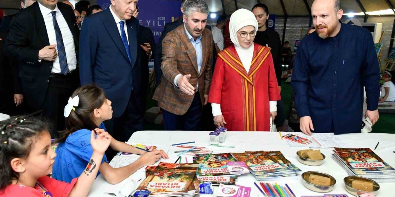 Bakan Yardımcısı Zafer Tarıkdaroğlu, Cumhurbaşkanı Erdoğan’a Etnospor Festivali’nde eşlik etti