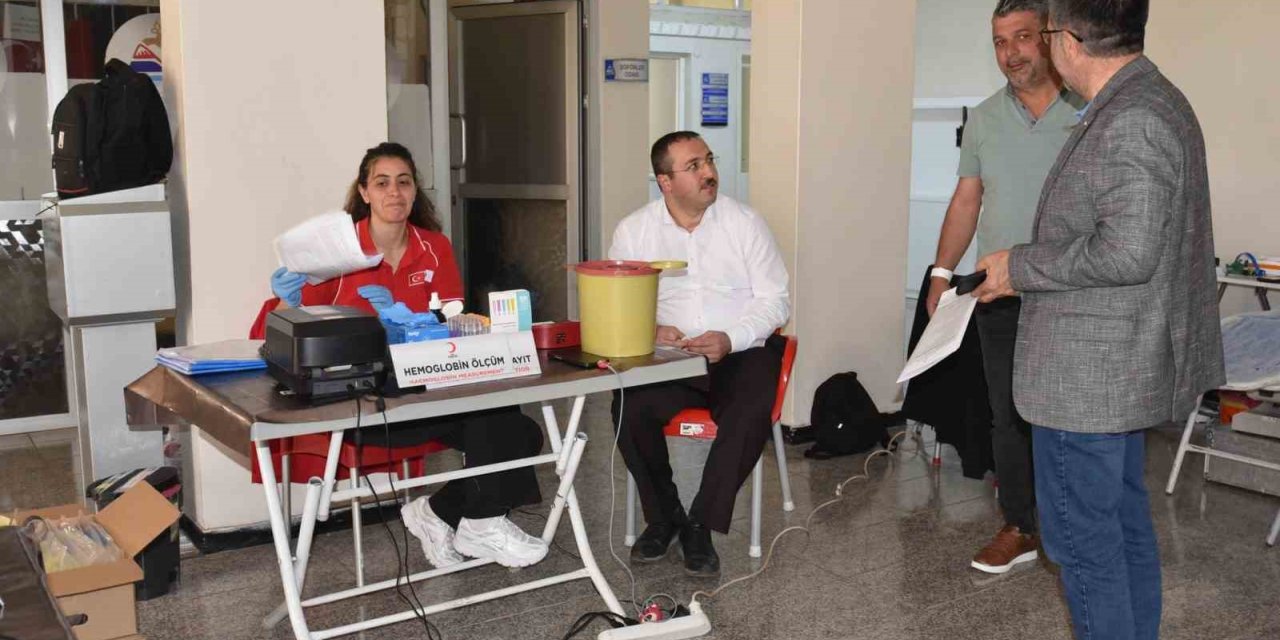 ESKİ’den Kızılay’a kan bağışı