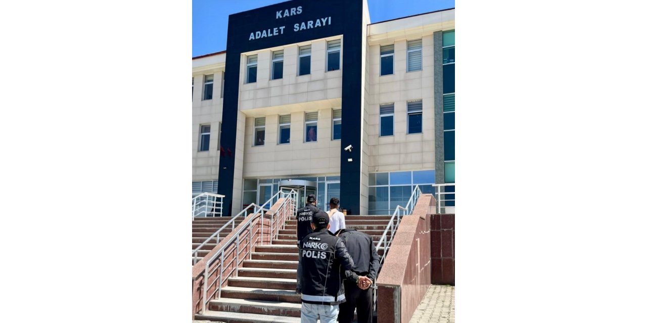 Kars’ta haklarında hapis cezası bulunan 3 kişi yakalandı