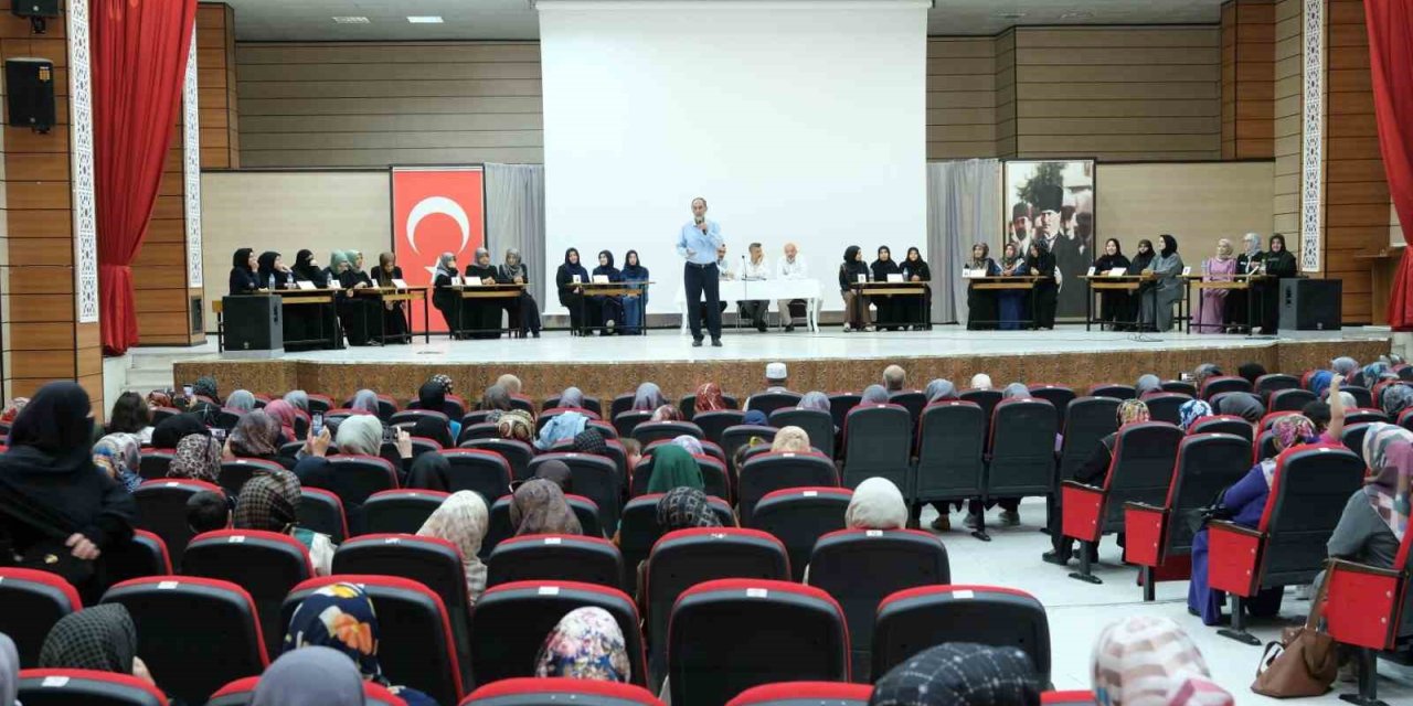 Kur’an kursları arasında bilgi yarışması düzenlendi