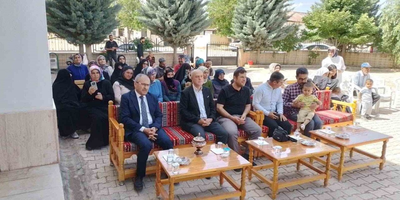 Elazığ’da 4 -6 yaş Kur’an kursunda mezuniyet heyecanı