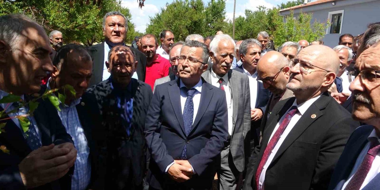 TBMM Zirai Don Araştırma Komisyonu Malatya’da kayısı bahçelerinde inceleme yaptı