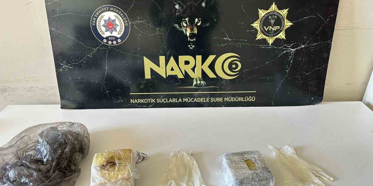 Van’da 2 kilo 557 gram uyuşturucu ele geçirildi