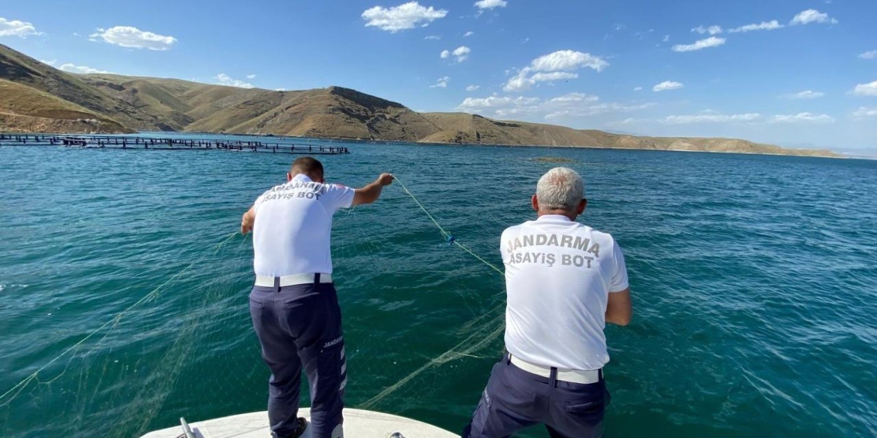 Elazığ’da kaçak avlanan 65 kilo balık ele geçirildi
