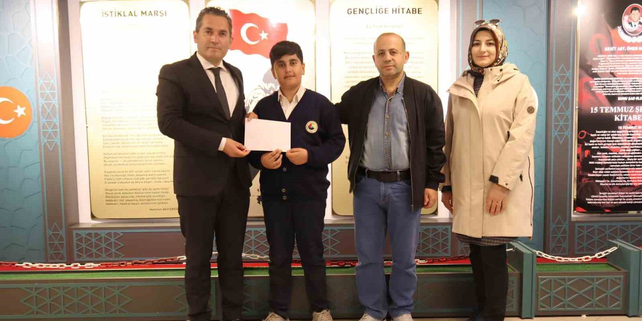 Pasinlerli öğrenci bursluluk sınavında Türkiye birincisi oldu