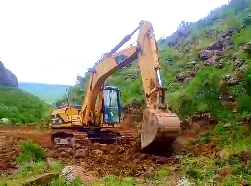 Karahan’da 15 Kilometrelik Mera Yolu 2 Kilometreye Düştü