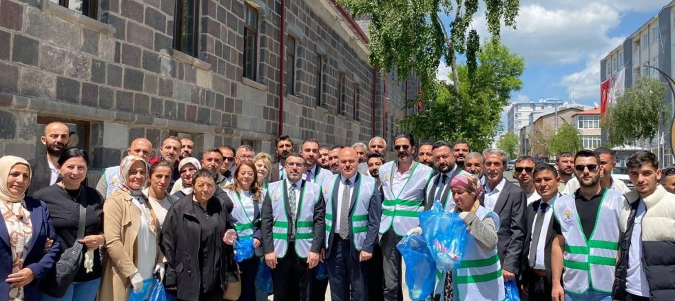 Kars’ta Dünya Çevre Günü Etkinliği: Temiz Bir Kars İçin El Ele