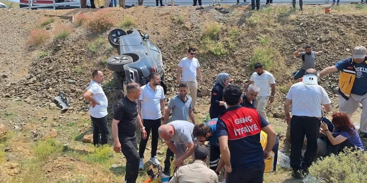 Bingöl’de otomobil şarampole devrildi: 4 yaralı