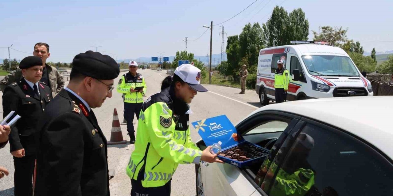 Jandarmadan bayram denetimleri sürüyor