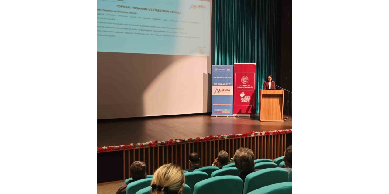 Ardahan’da çiftçilere verimli toprak eğitimi verildi