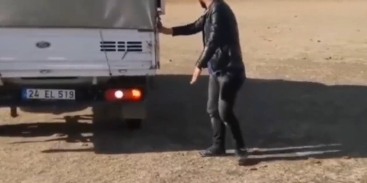Erzincan’da ehliyet sınavı öncesi komik anlar yaşandı
