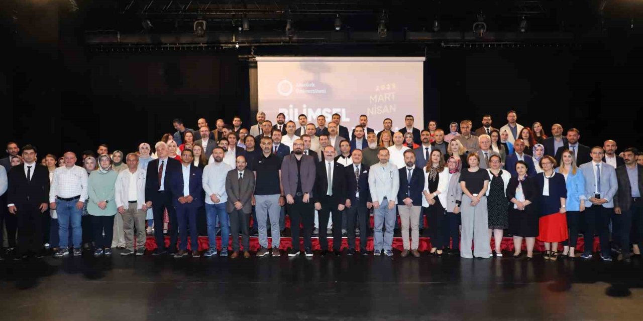 Atatürk Üniversitesi, bilimsel teşvik töreni ile akademisyenlerini ödüllendirmeye devam ediyor