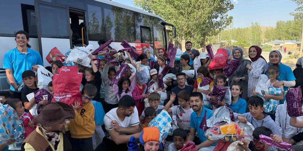 Elazığ’dan Van’a anlamlı etkinlik