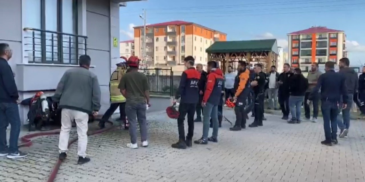 Kars’ta bir binada patlama ve yangın