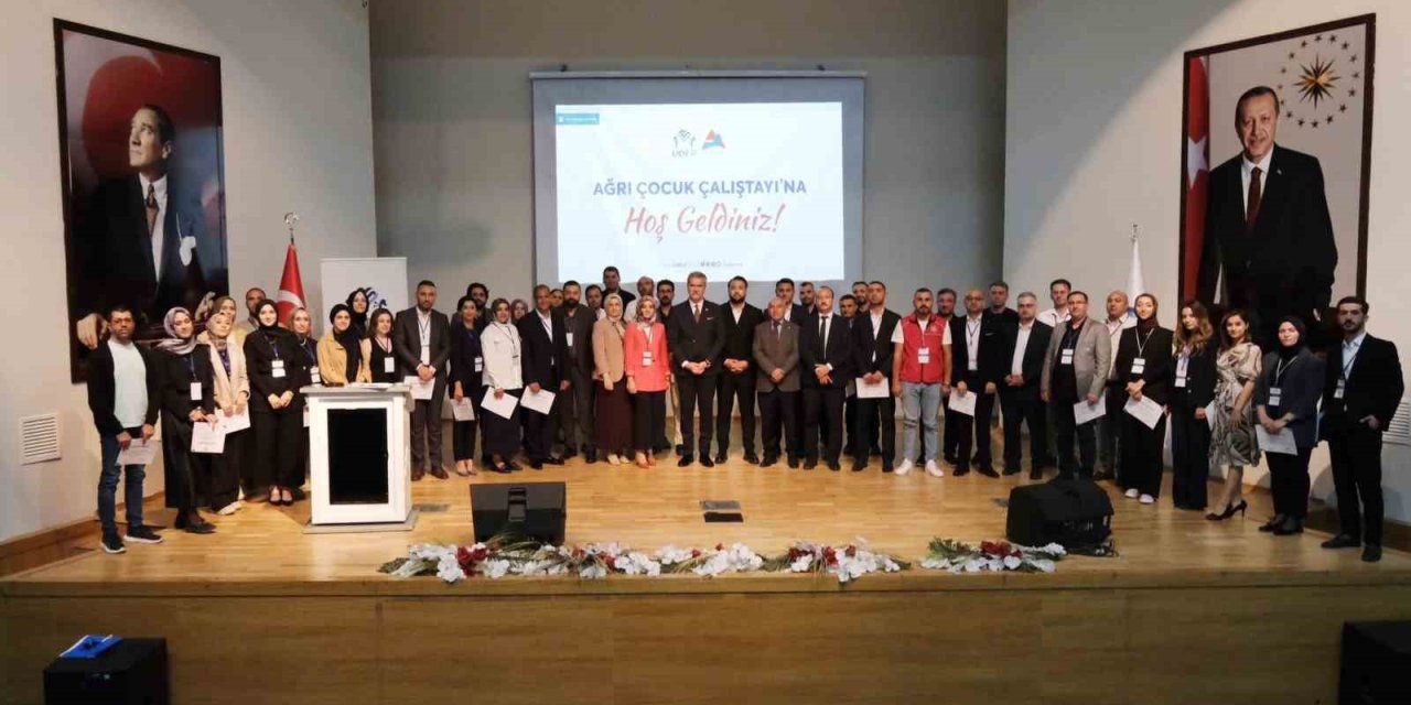 UDER ve Ağrı İbrahim Çeçen Üniversitesi İş Birliğiyle "Ağrı Çocuk Çalıştayı" Düzenlendi