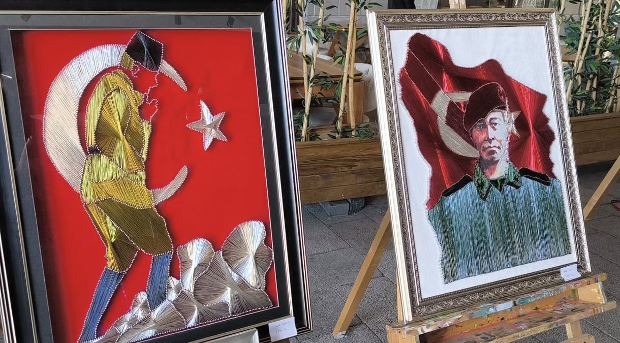 Kars'ta hükümlülerin el emekleri sergilendi