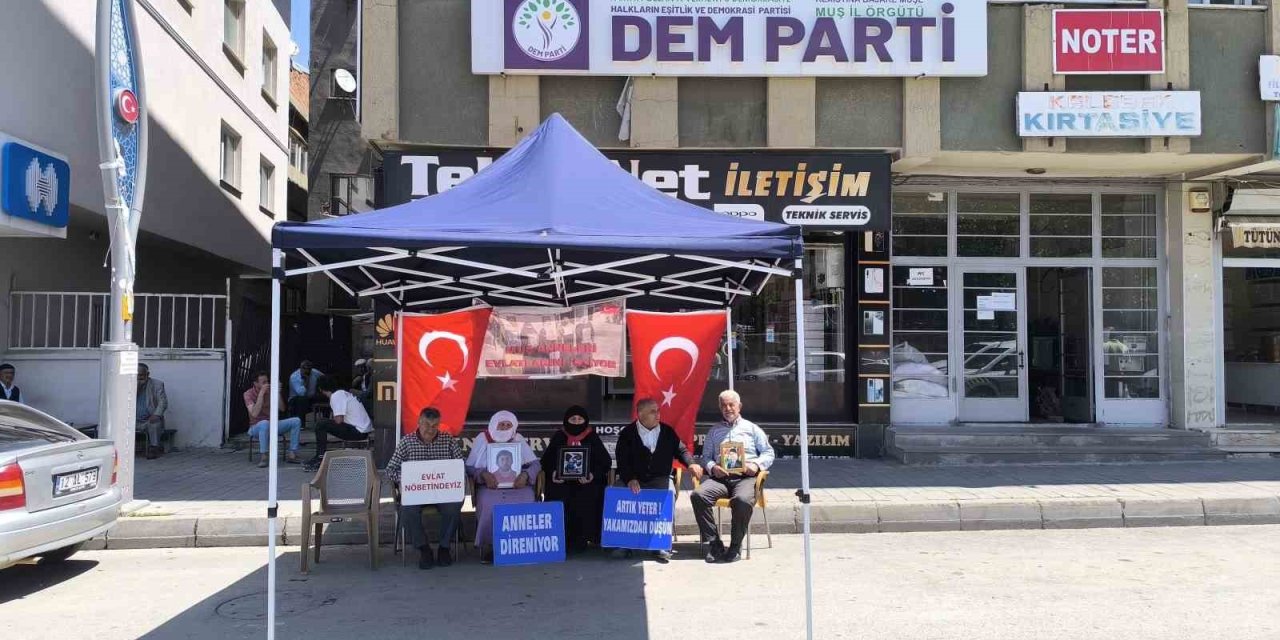 Ailelerin sessiz çığlığı 200 haftadır dinmiyor