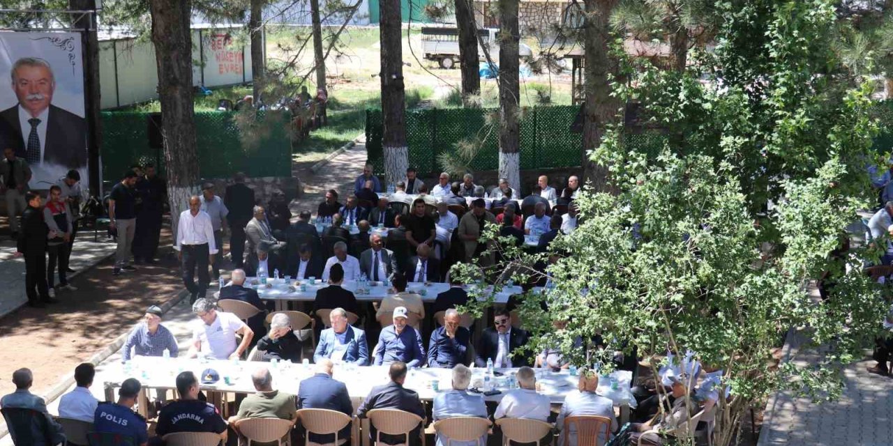 Doğanşehir’de Vahap Küçük vefatının beşinci yılında dualarla anıldı