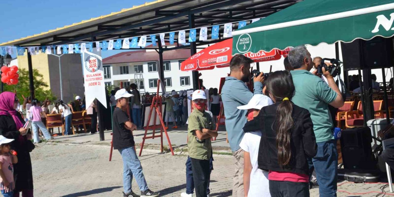 Bulanık’ta çocuk şenliği düzenlendi