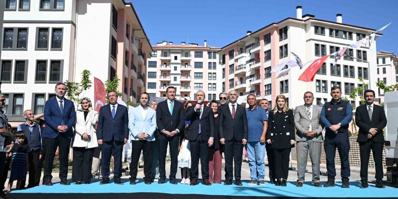 Malatya’da 8 bin 65 konut ve bin 97 iş yeri için kura çekimi yapıldı