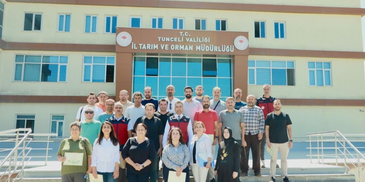 Tunceli’de uygulamalı ipekböcekçiliği eğitimi düzenlendi