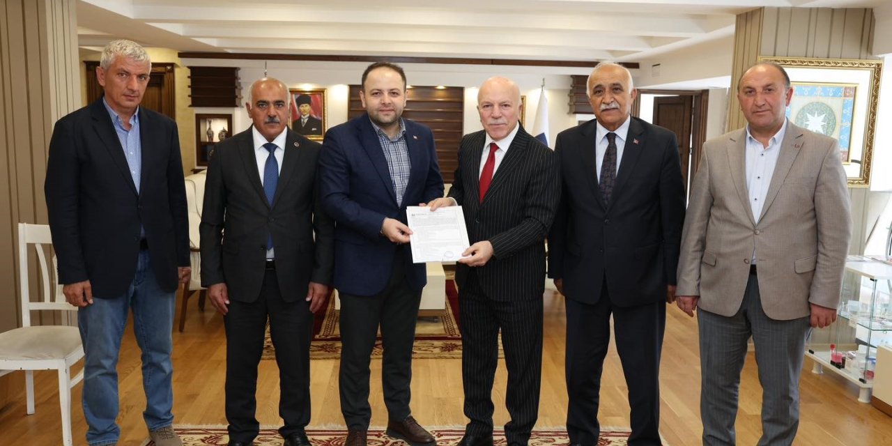 Başkan Sekmen’den Ardahan’a destek