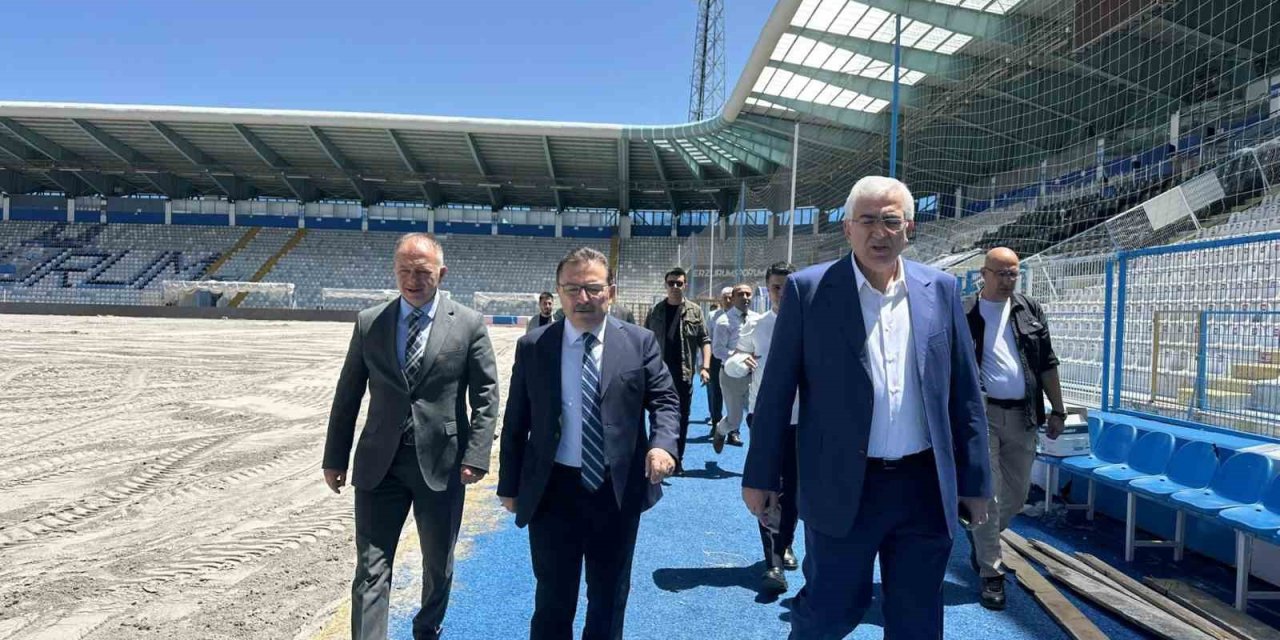 Milletvekili Altınok ve Öz, Kazımkarabekir Statı’ndaki zemin yenileme çalışmasını inceledi