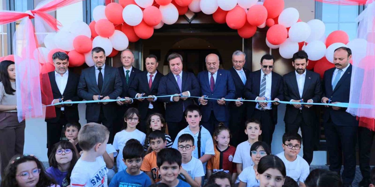 Bakan Yardımcısı Mumcu: "Gençlerimiz daha çok kitap okuyacak, daha sosyalleşecek ve güzel imkânlar bulacak"