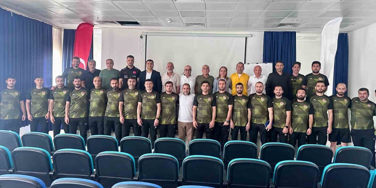 Malatya’da Uefa C Futbol Antrenör Kursu başladı