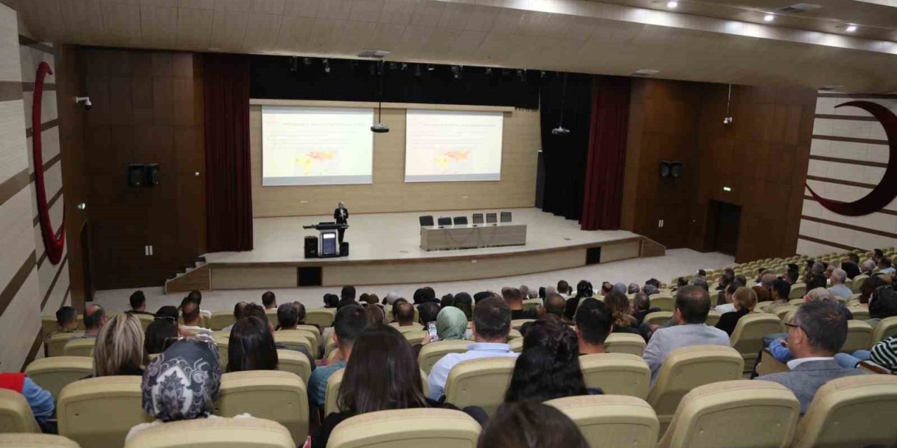 Erzurum’da kamu personeline "Kırım Kongo Kanamalı Ateşi "eğitimi