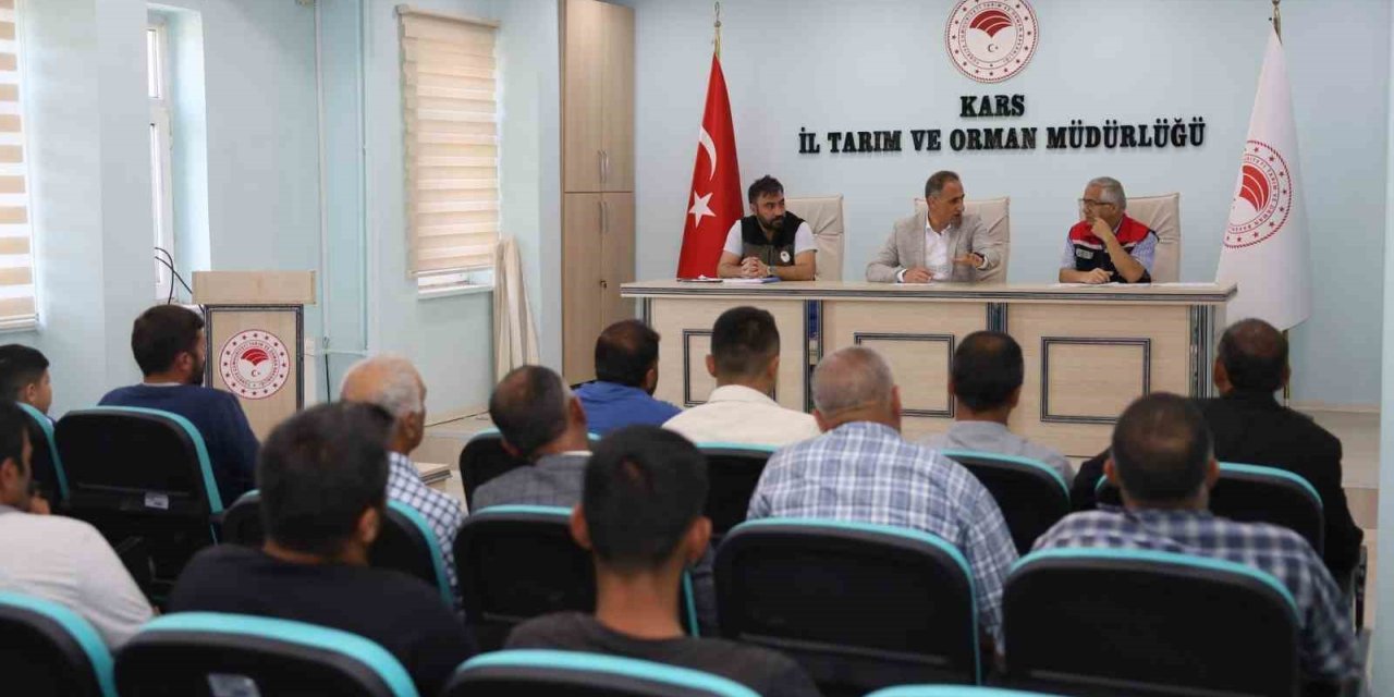 Kars’ta kalkınma yatırımları bilgilendirme toplantısı