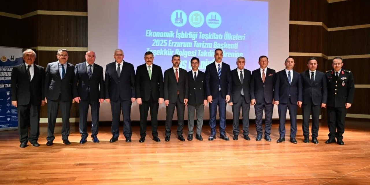 EİT 2025 Erzurum Turizm Başkenti teşekkür belgesi takdim töreni düzenlendi