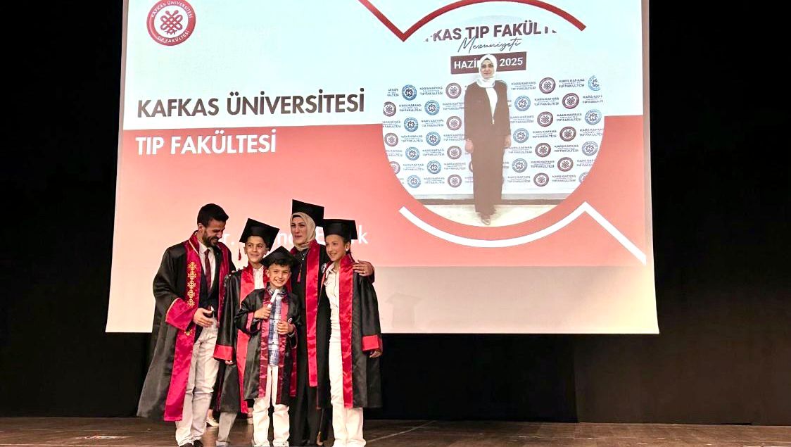 Üç Çocuk Annesi Bir Doktorun Azim Dolu Başarısı