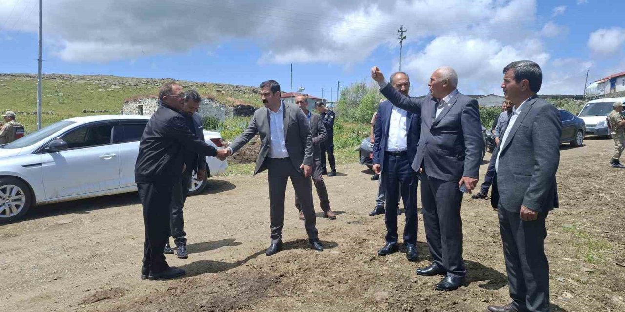 Kaymakam Akköz, Kıraç köyünde