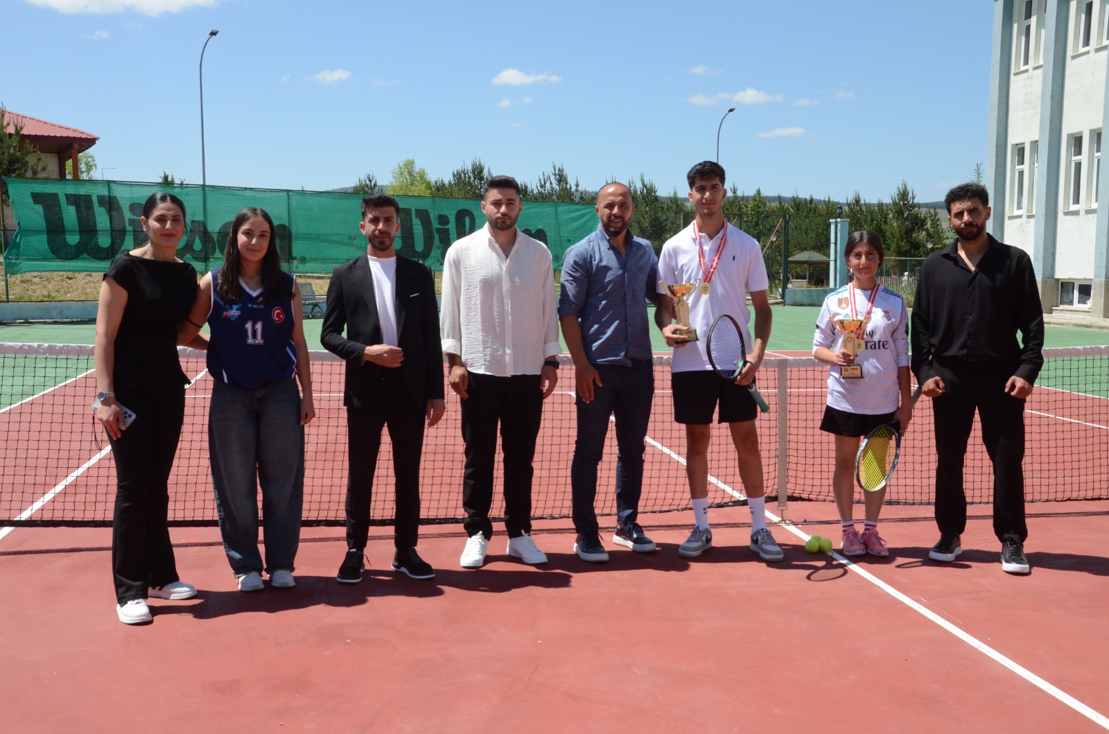 Sarıkamış Spor Bilimleri Fakültesi 3. Geleneksel Tenis Turnuvası tamamlandı