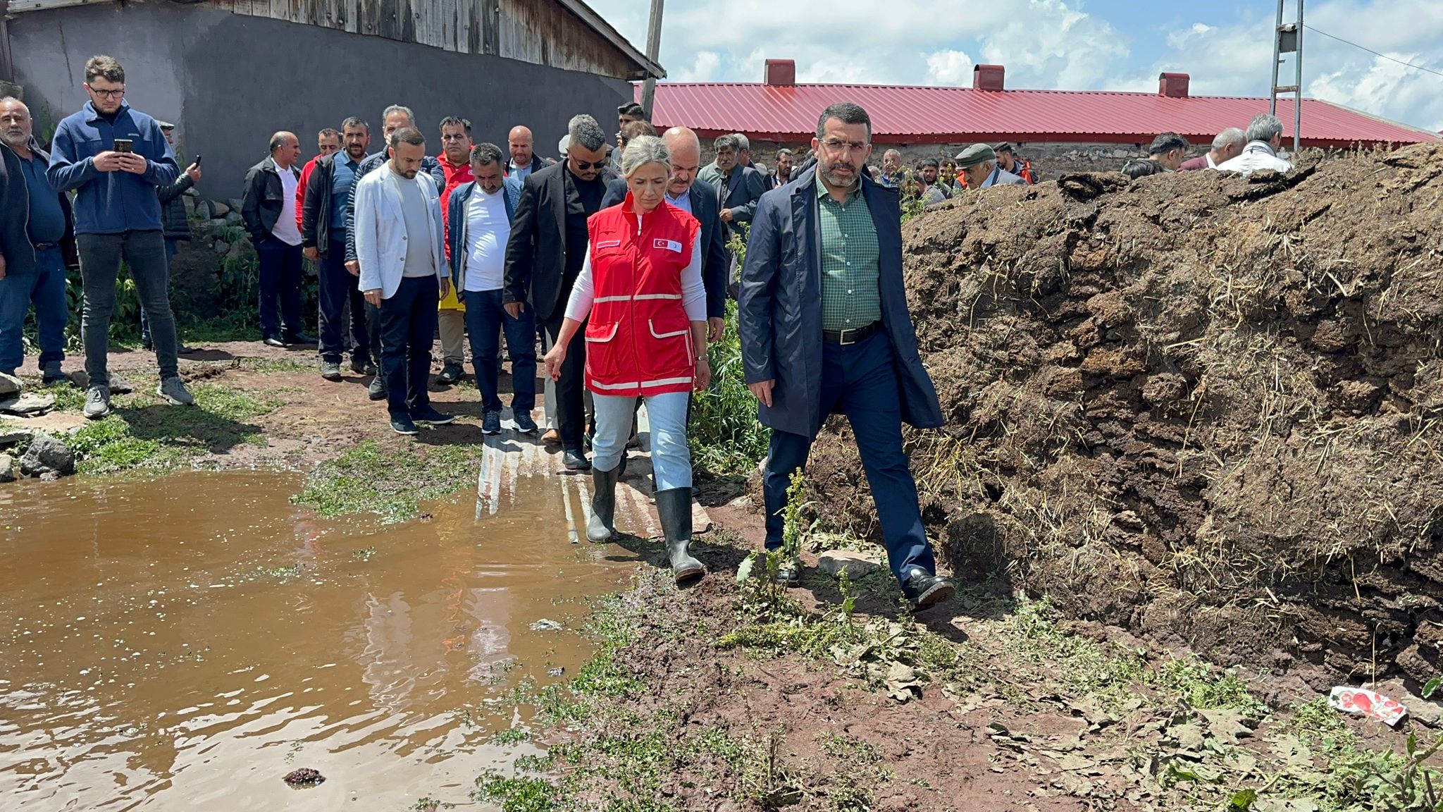 Kars Milletvekili Adem Çalkın, Heyetle Birlikte Sel Bölgesinde...