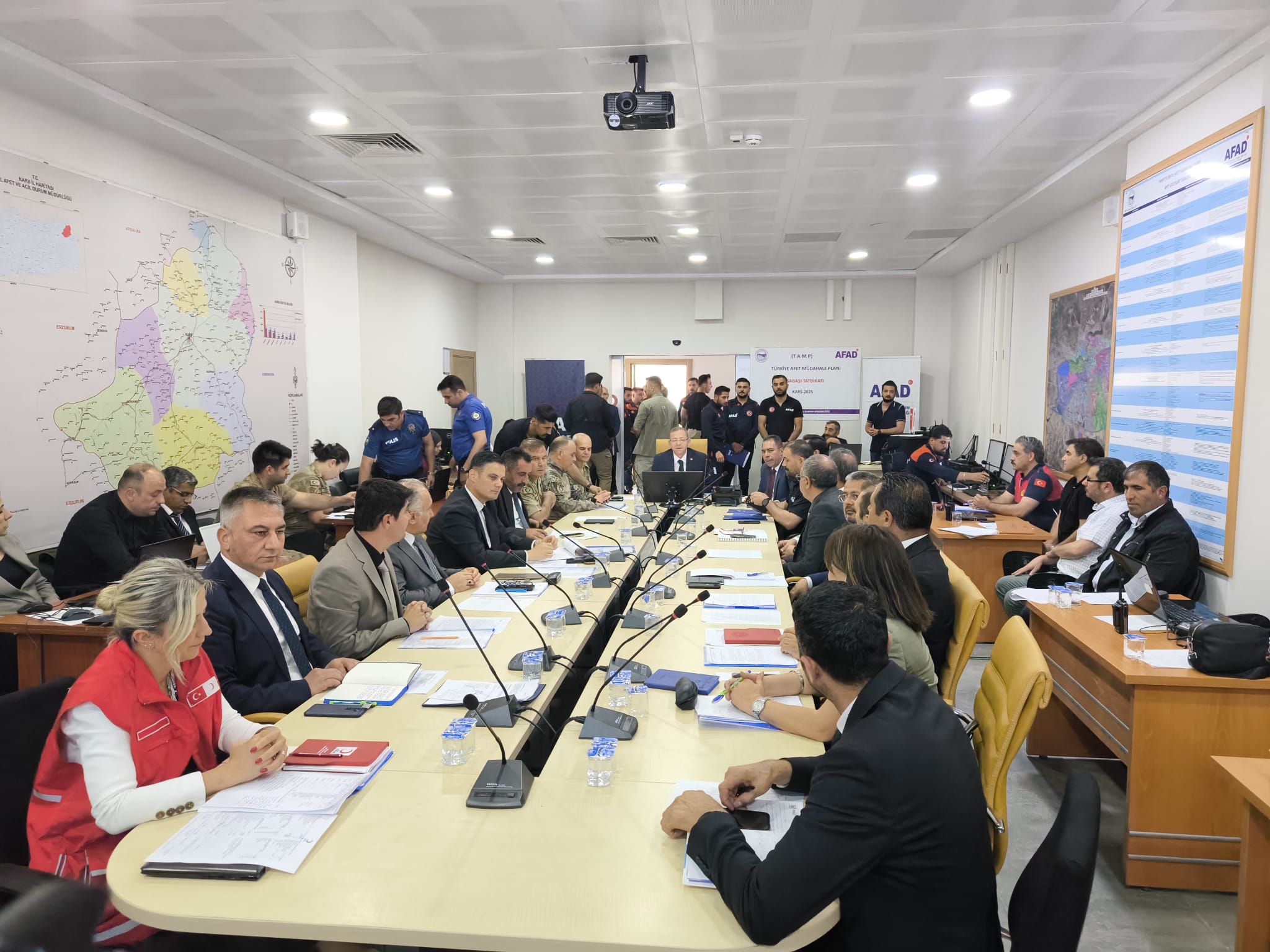 Kars'ta AFAD Masa Başı ve Saha Tatbikatı gerçekleştirildi