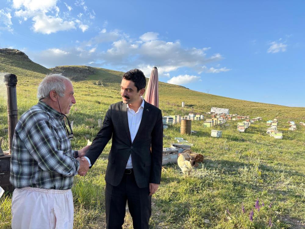 Kaymakam Tutal’dan arıcıya ziyaret