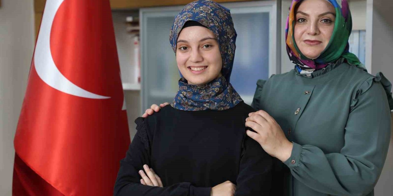 Asrın felaketinde kaybettiği babasına söz verdi, LGS’de Türkiye birincisi oldu