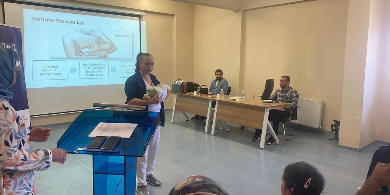 Diyadin’de gebelik eğitimi verildi