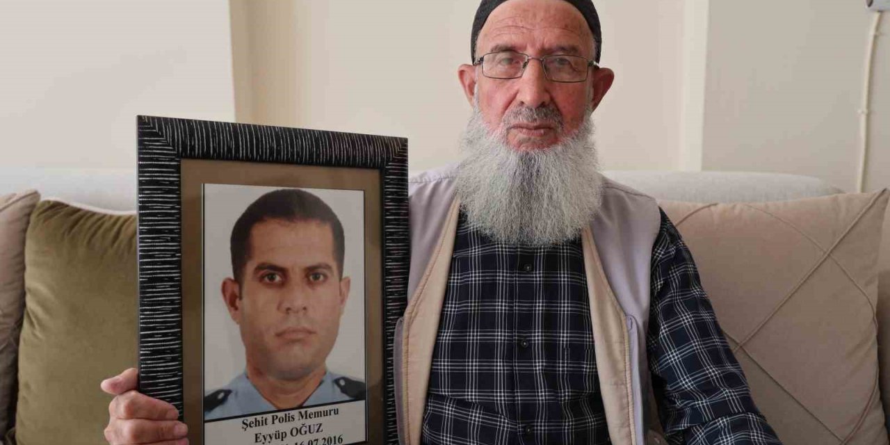 15 Temmuz şehidinin babası: "15 Temmuz gelince canımız ciğerimiz yanıyor"