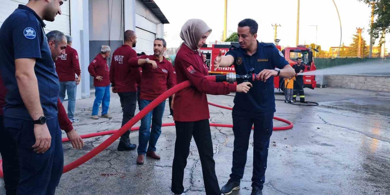 Elazığ itfaiyesinden HARKUT’a yönelik yangın eğitimi