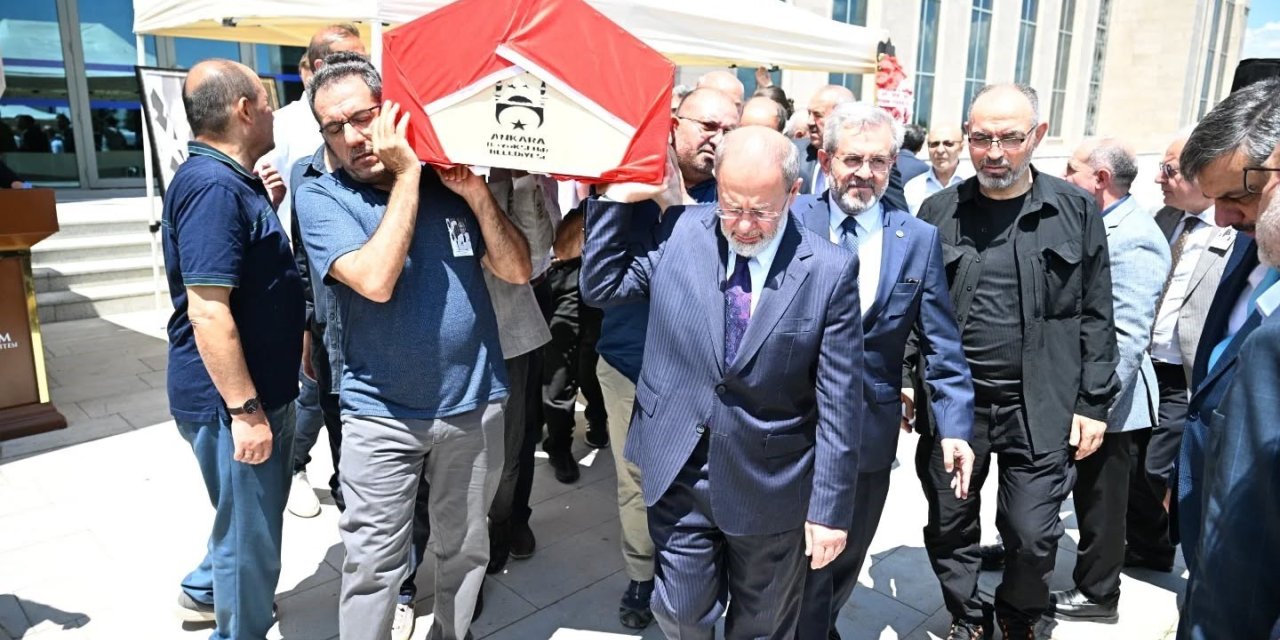 ETÜ’de Yaylalı için tören