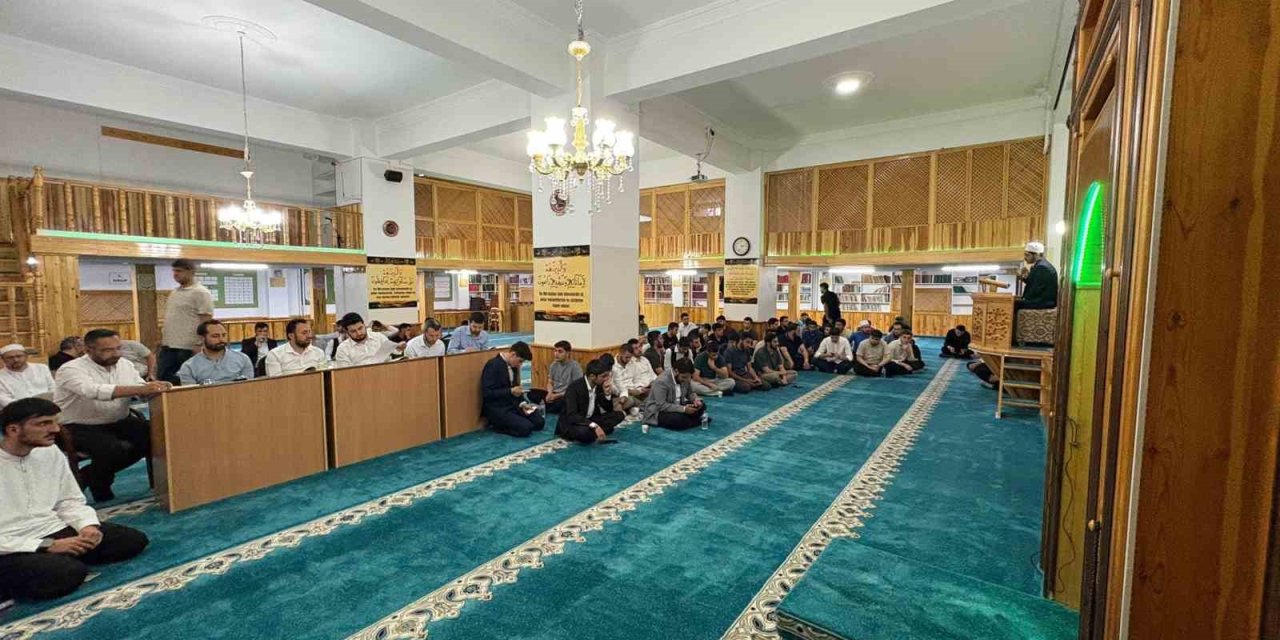 Erzincan’da ’Kur’an-ı Kerim’i Güzel Okuma ve Etkili Hutbe Sunumu Yarışması’ düzenlendi