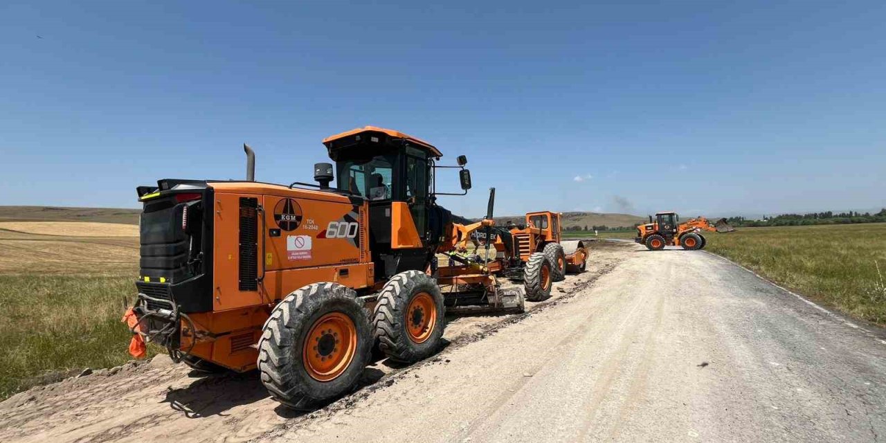 Karayolları Kayaköprü-Ani Ören Yeri yolunu genişletiyor
